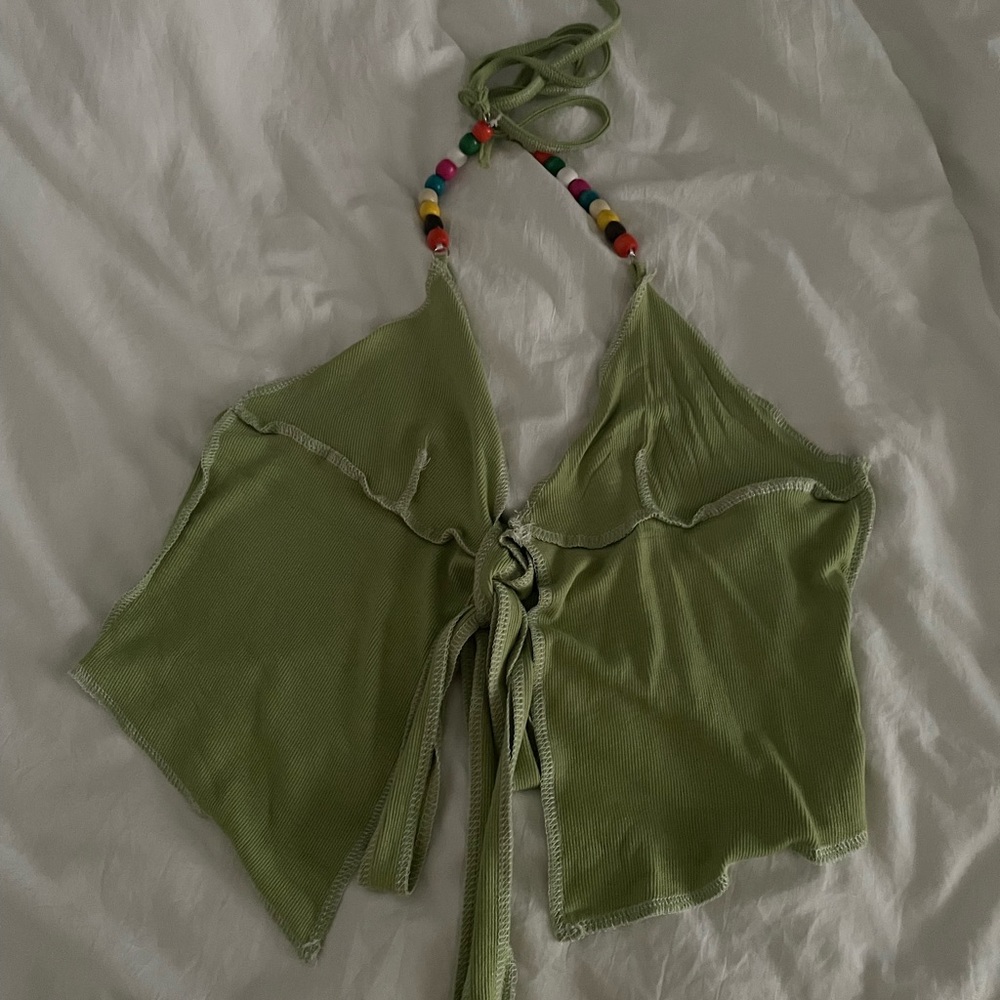 Green cropped top
